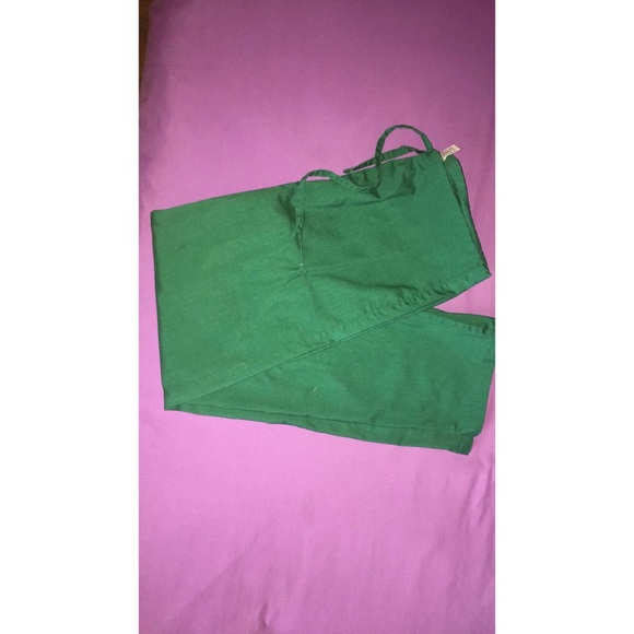 Scrub set! - Picture 4 of 6